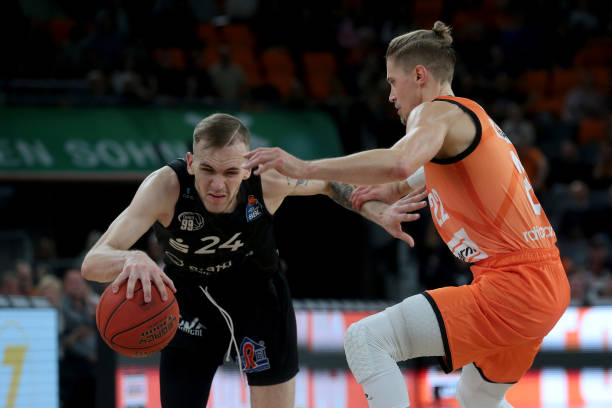 战术微调 战术微调